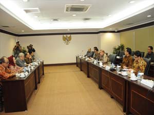 Photo 2 Photo 2